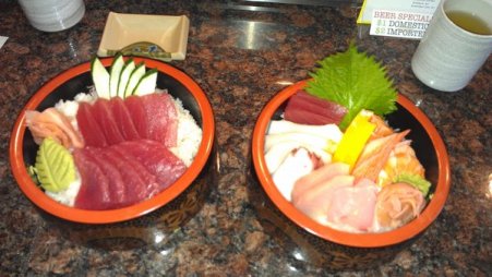 Tuna on the left, Chirashi on the right...I'm drooling just looking at this picture.
